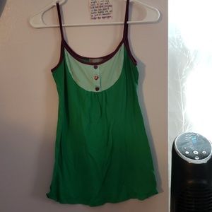 Green and light blue tank w/ heart buttons